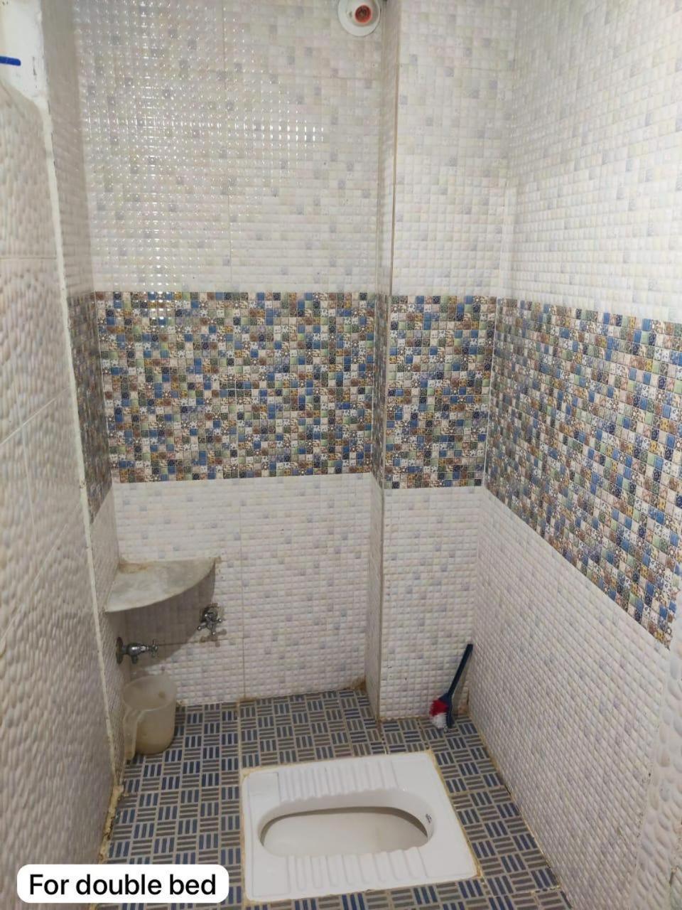 Hotel Amritam Inn Ujjain Extérieur photo